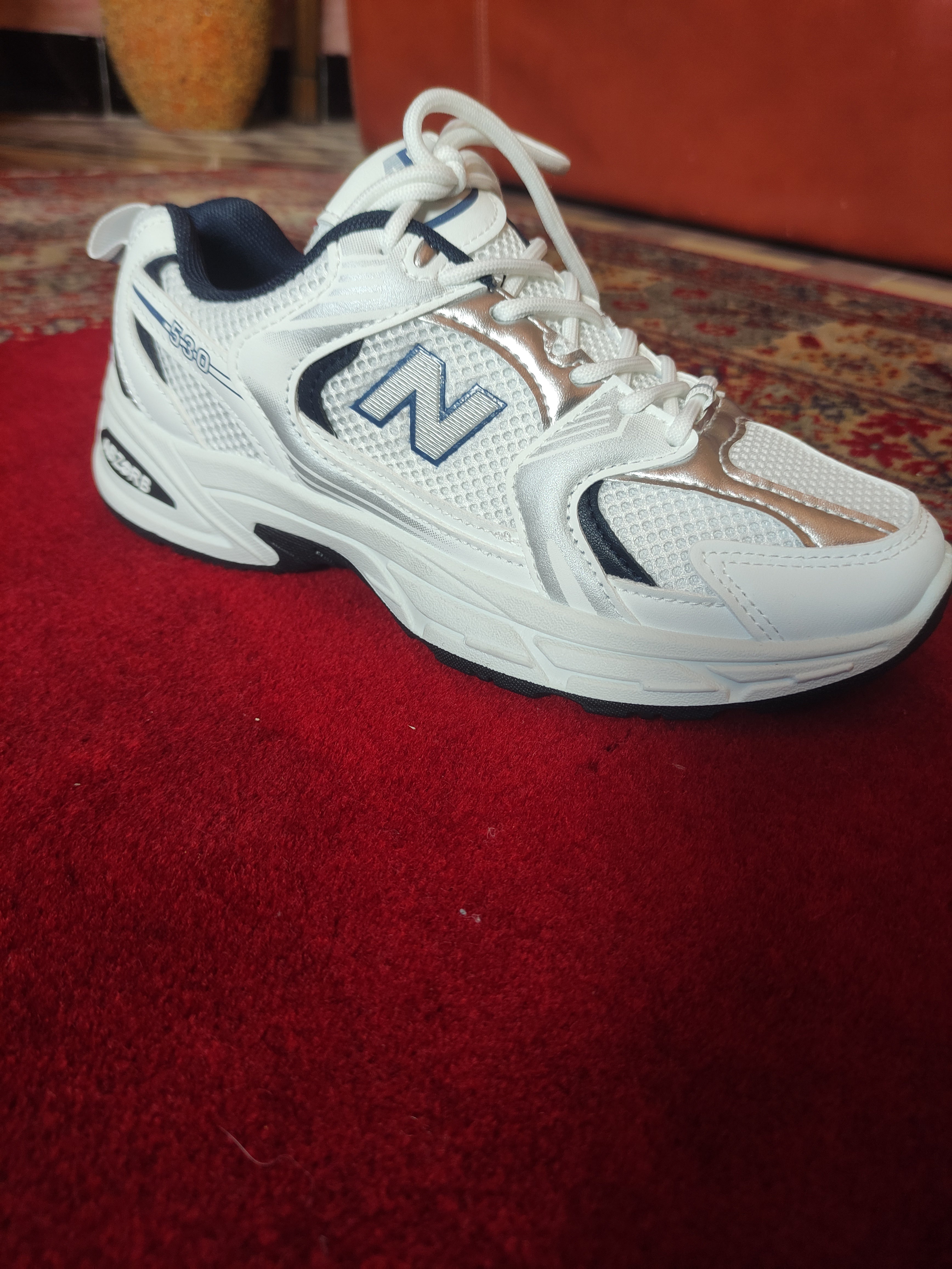 New Balance 530 White & Silver