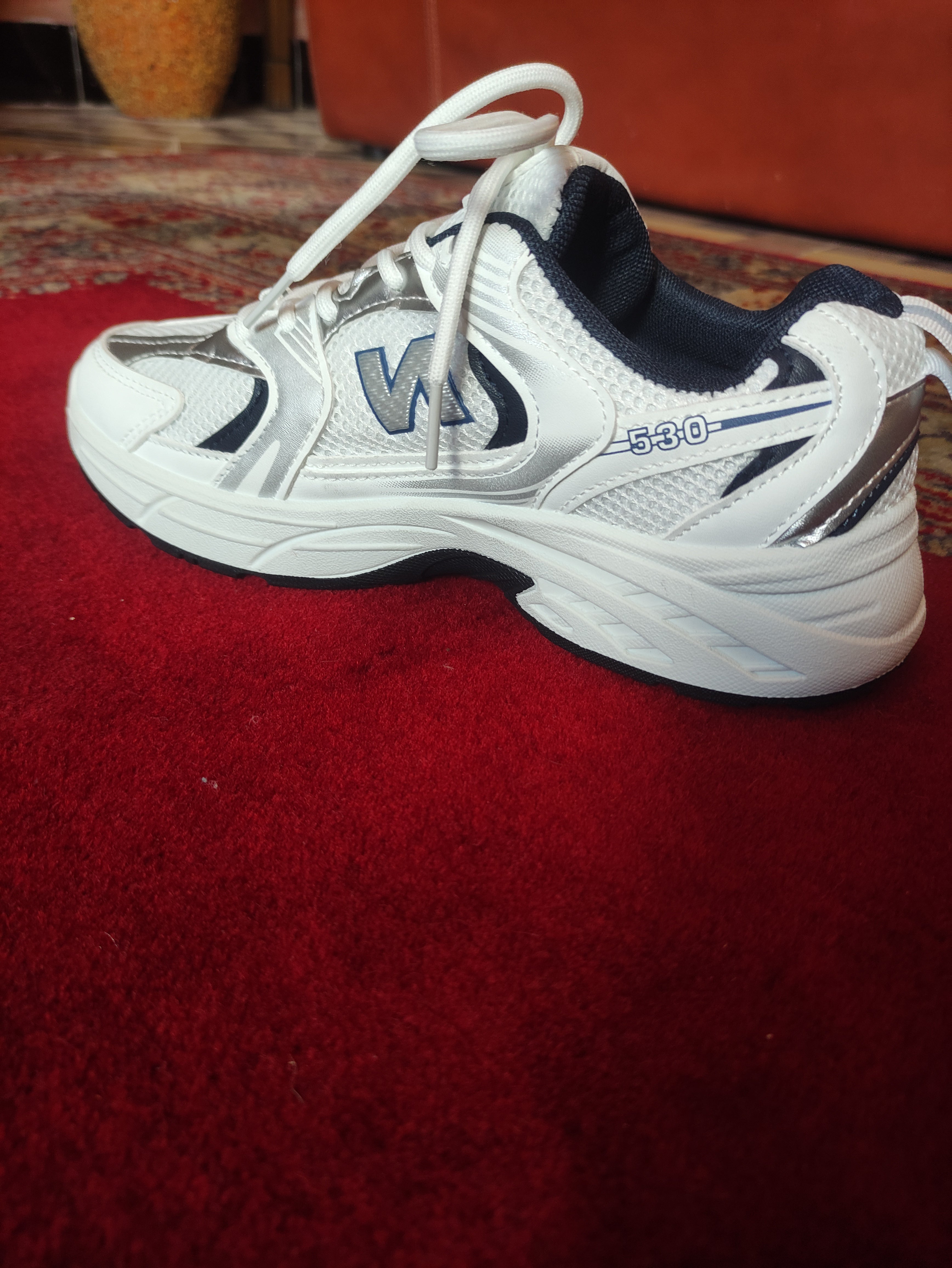 New Balance 530 White & Silver